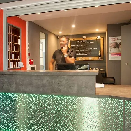 Hotel The Originals Boutique, De L'univers, 2*