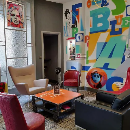 The Originals Boutique, De L'univers, 3* Montlucon