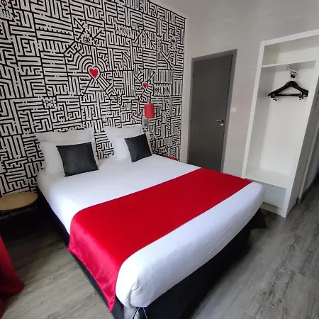 The Originals Boutique, De L'univers,