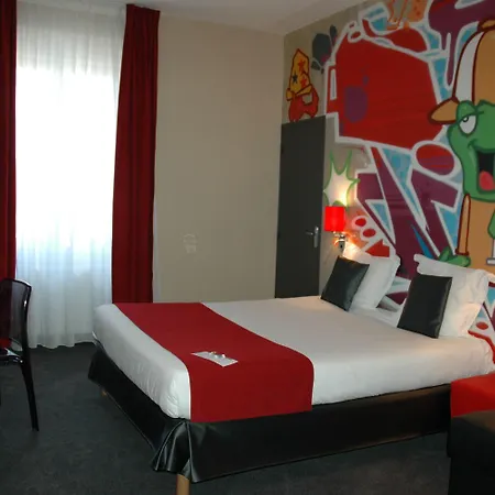 Hotel The Originals Boutique, De L'univers, 2*