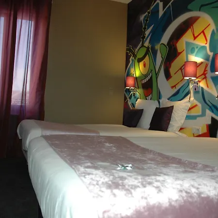 Hotel The Originals Boutique, De L'univers, 2*