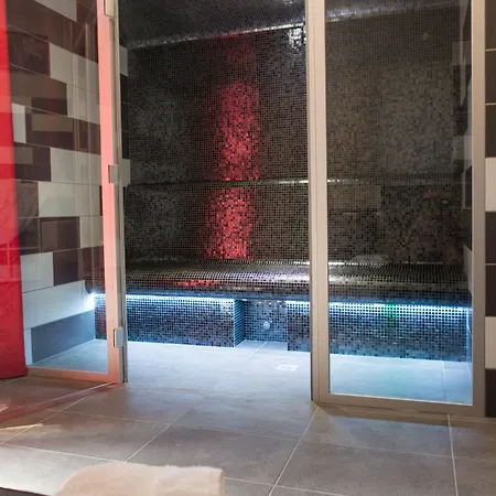 Hotel The Originals Boutique, De L'univers, Montlucon