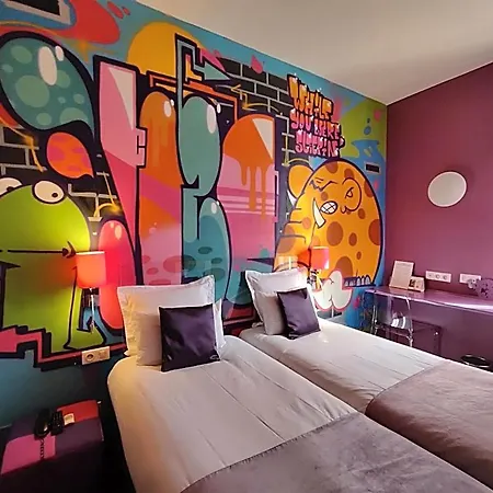 The Originals Boutique, De L'univers, Hotel Montluçon