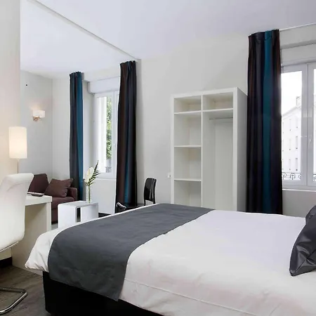 Hotel The Originals Boutique, De L'univers,