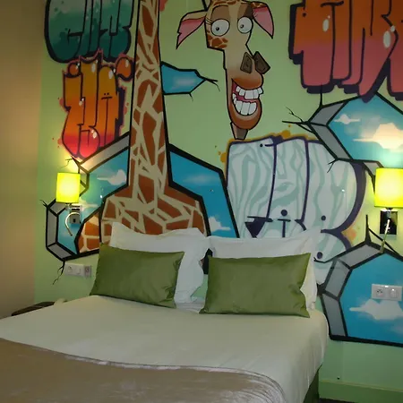 The Originals Boutique, De L'univers, Hotel Montlucon