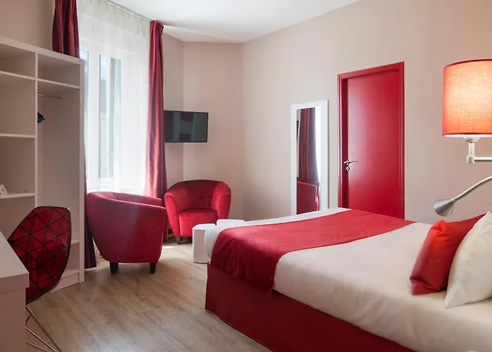 The Originals Boutique, De L'univers, Hotel Montlucon