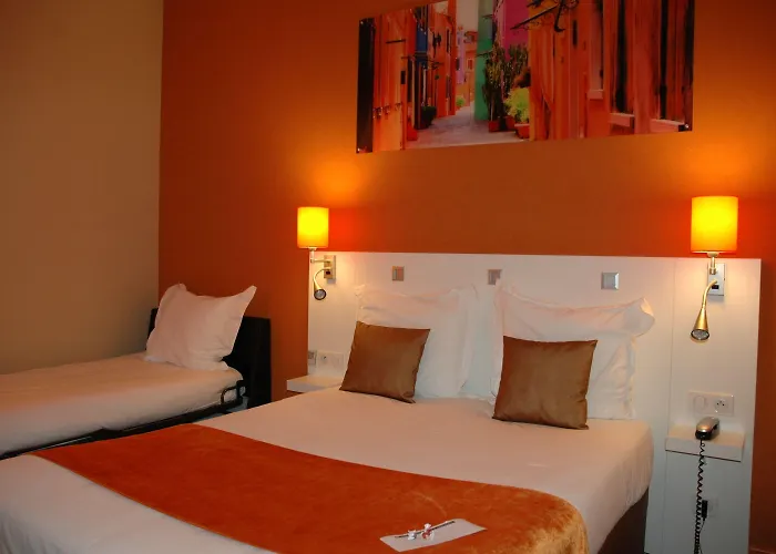 The Originals Boutique, De L'univers, 2*