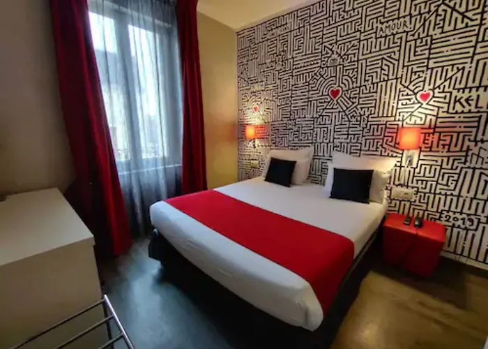 Hotel The Originals Boutique, De L'univers,